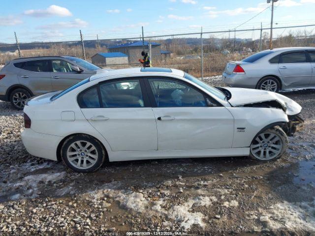 BMW 3 Series Image 8