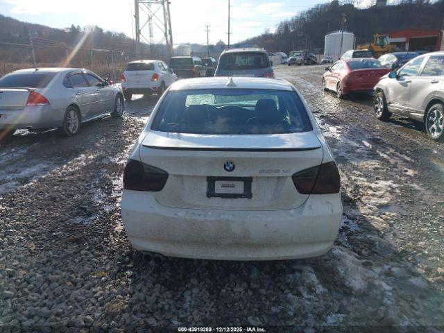 BMW 3 Series Image 13