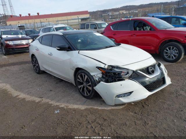  Salvage Nissan Maxima