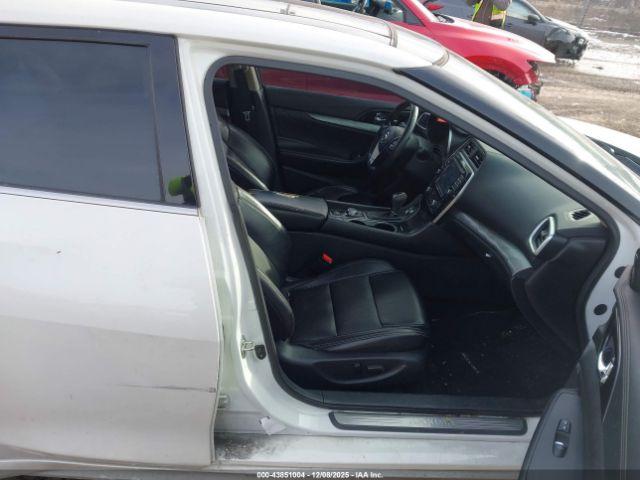 Nissan Maxima 3.5 Sl Image 3