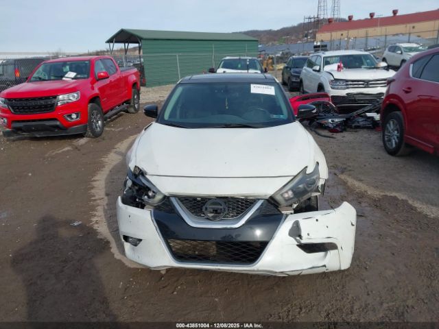 Nissan Maxima 3.5 Sl Image 12