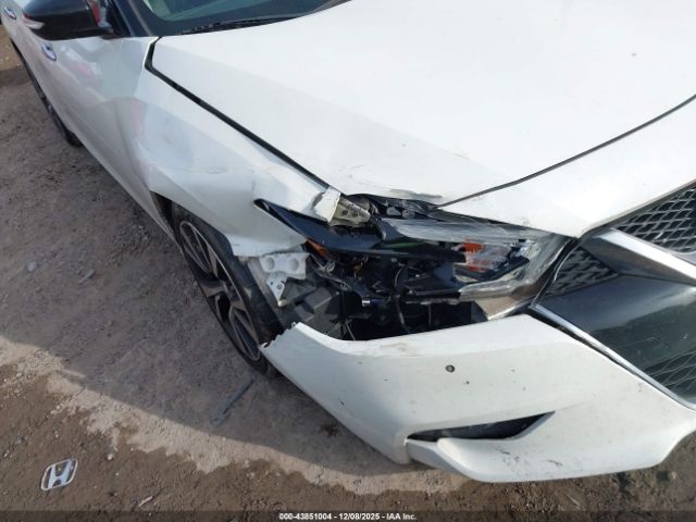 Nissan Maxima 3.5 Sl Image 15