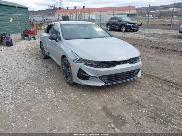 Kia K5 Gt-line Image 1