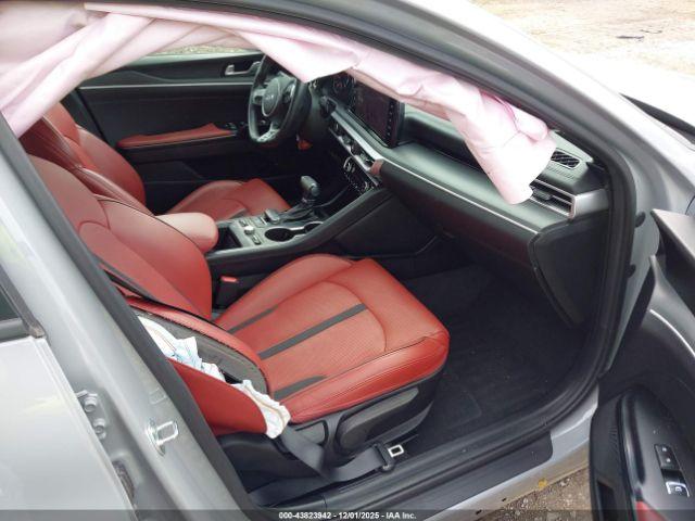 Kia K5 Gt-line Image 4