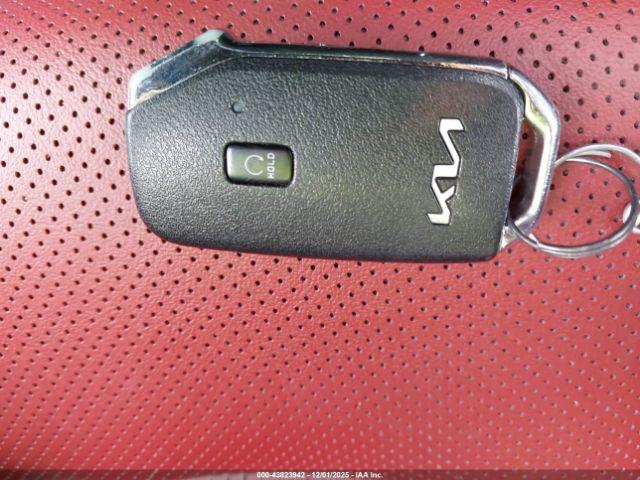 Kia K5 Gt-line Image 9