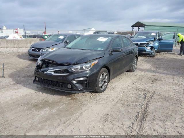 Kia Forte Lxs Image 4