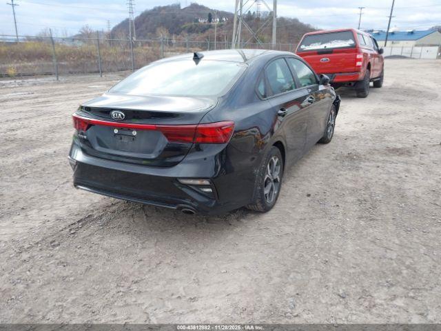 Kia Forte Lxs Image 7