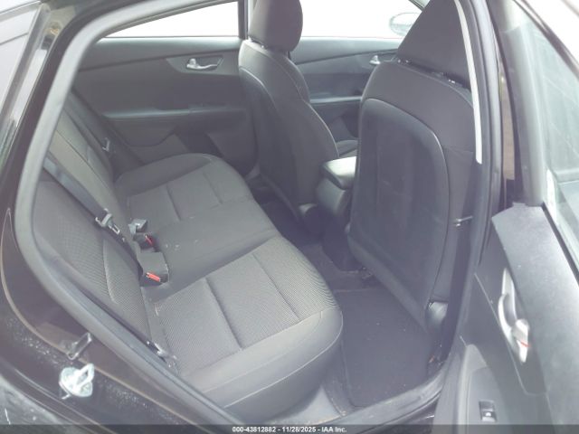 Kia Forte Lxs Image 5