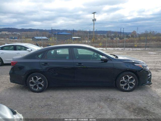 Kia Forte Lxs Image 16