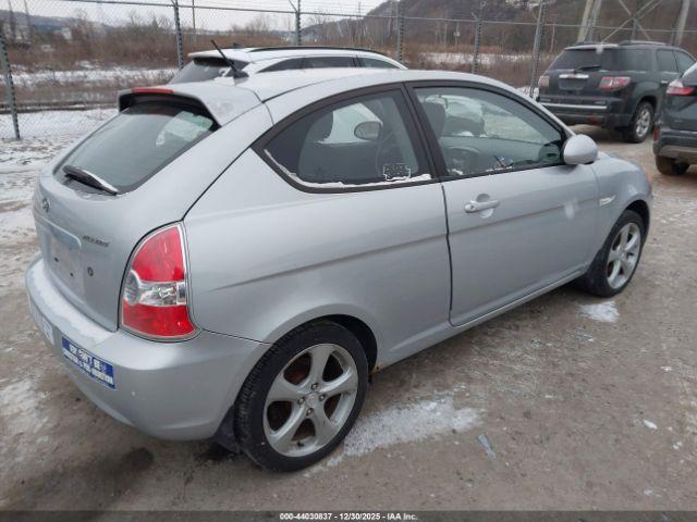 Hyundai ACCENT Se Image 2