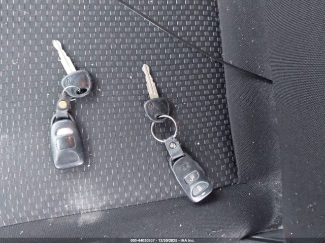 Hyundai ACCENT Se Image 10