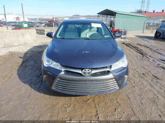 Toyota Camry Xle Image 5