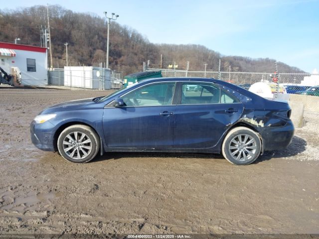 Toyota Camry Xle Image 7