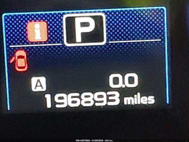 Subaru Legacy 2.5i Limited Image 12