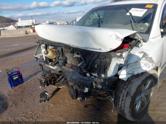 Nissan Armada Platinum Image 8