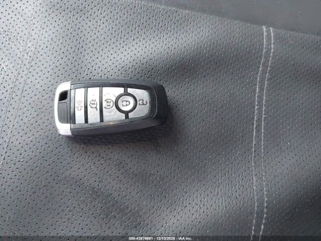 Ford Explorer Xlt Image 9