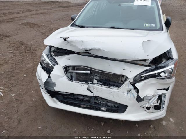 Subaru Impreza 2.0i Image 6