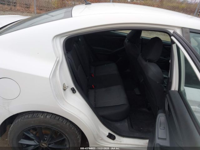 Subaru Impreza 2.0i Image 15