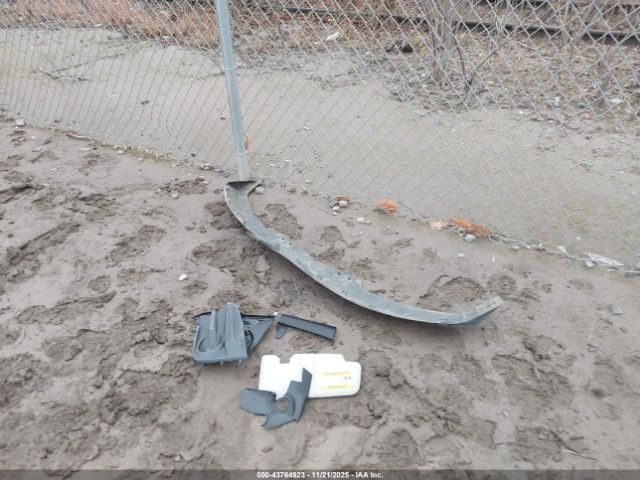 Subaru Impreza 2.0i Image 12