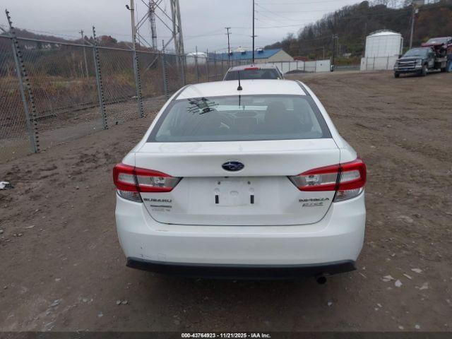 Subaru Impreza 2.0i Image 14