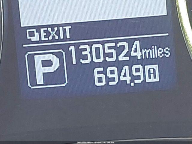 Nissan Armada Platinum Image 16