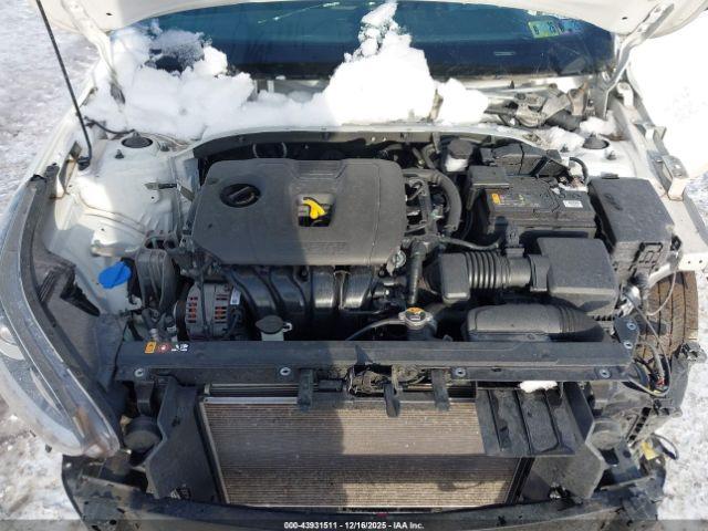 Kia Forte Lxs Image 10