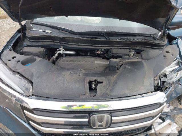 Honda Pilot Touring Image 15