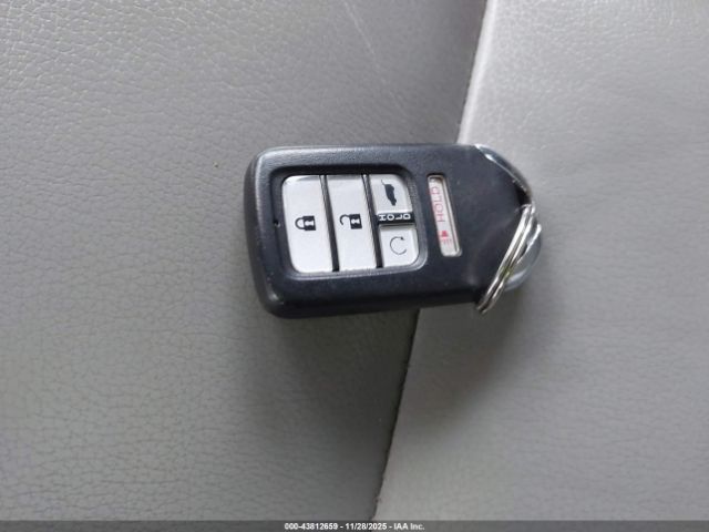 Honda Pilot Touring Image 4