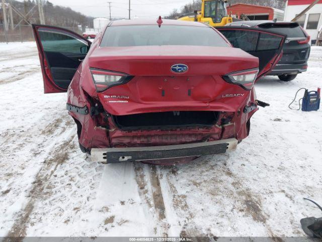 Subaru Legacy Premium Image 6