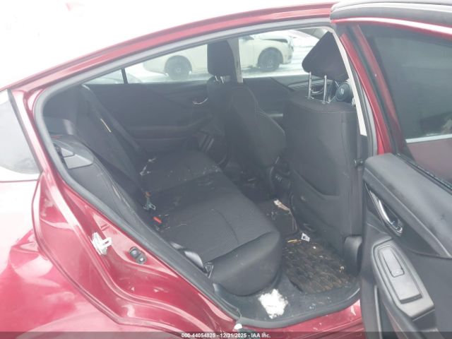 Subaru Legacy Premium Image 8