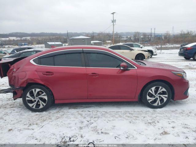 Subaru Legacy Premium Image 11