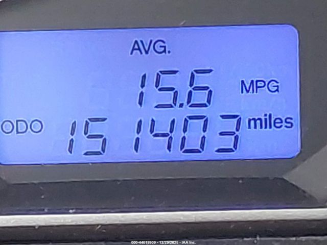 Hyundai SANTA FE Image 15