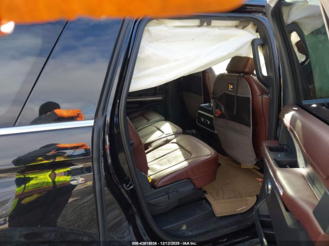 Ford Expedition Limited Image 14