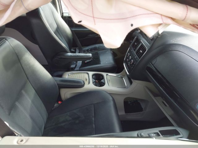 Dodge Grand Caravan Sxt Image 10