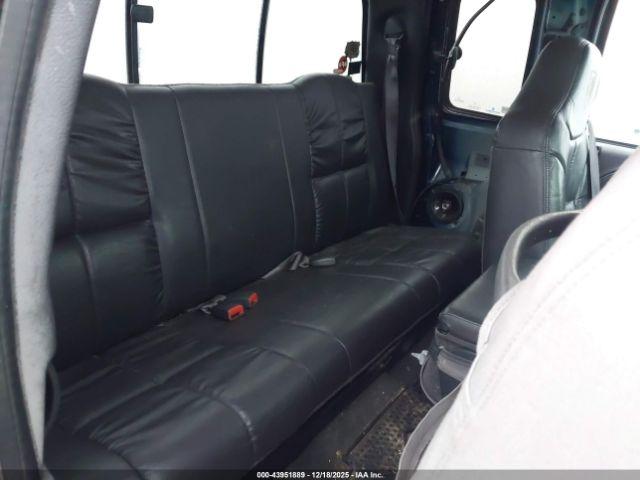 Dodge Ram 2500 St Image 5