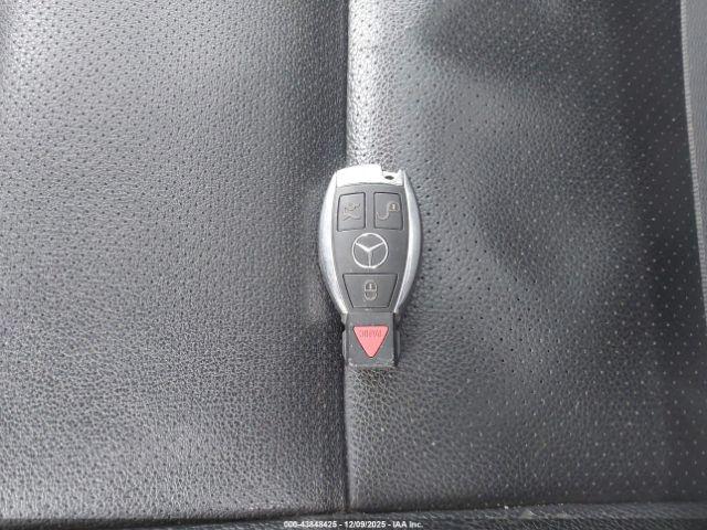 Mercedes-Benz GLK 4matic Image 11